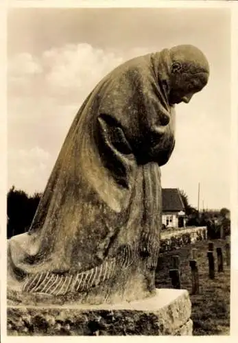 Ak Vladslo Westflandern Belgien, Gefallenendenkmal, Die Mutter, von Käthe Kollwitz