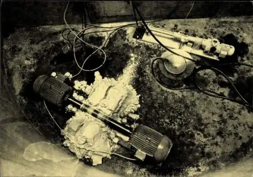 Künstler Ak Beuys, J., Honey Pump