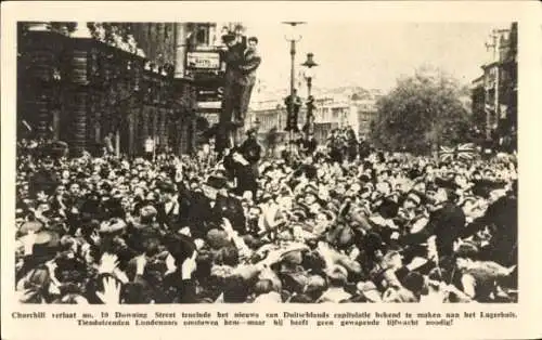 Ak City of Westminster London England, Churchill vor dem Gebäude No. 10 Downing Street