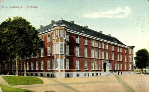 Ak Breda Nordbrabant Niederlande, Vorderseite einer Postkarte mit einem Bild der K. M. Academi...
