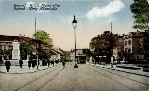 Ak Beograd Belgrad Serbien, Straße mit Straßenbahn, Bäume, historische Gebäude, Menschen auf d...