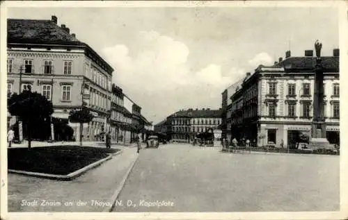 Ak Znojmo Znaim Südmähren, Kopalplatz, historische Gebäude, Straßenverkehr, Menschen, Pferdeku...