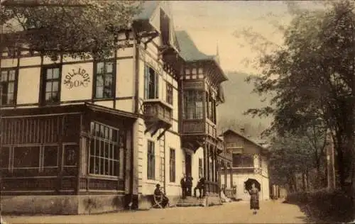 Ak Ľubochňa Slowakei, Historisches Hotel, charmante Architektur, Natur, ältere Personen, stilv...