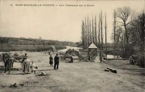 CPA Saint Sauveur le Vicomte Manche, Coin Pittoresque sur la Douve