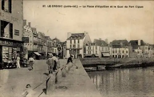 Ak Le Croisic Loire Atlantique, Hafenansicht, Platz d'Aiguillon, Häuser am Wasser, Boote