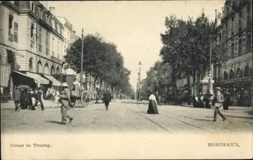Ak Bordeaux Gironde, Cours de Tourny,  Straße, Bäume, Menschen, Kutschen