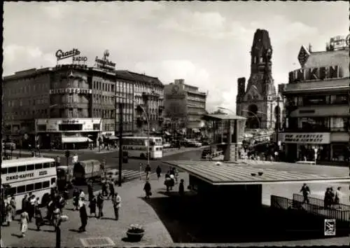 Ak Berlin Charlottenburg, Kurfürstendamm, Ecke Joachimstalerstraße, Gedächtniskirche