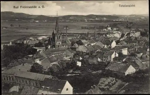 Ak Bad Freienwalde an der Oder, Gesamtansicht, Vogelperspektive