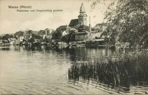Ak Waren an der Müritz, Stadtansicht, Kirche, Wasser, Panorama, Jungfernsteig