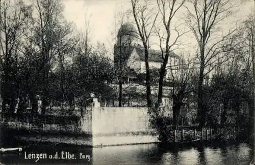 Ak Lenzen an der Elbe Prignitz, Burg, Mauer, Gewässer