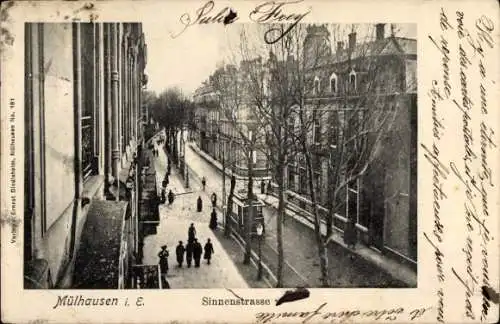 Ak Mulhausen Mühlhausen Elsass Bas Rhin, Straße mit Bäumen, Personen und alten Gebäuden, Stadtans