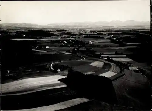 Ak Kempten im Allgäu Schwaben, Blick auf Bintodof, eine kleine Ortschaft mit vielen Feldern un...