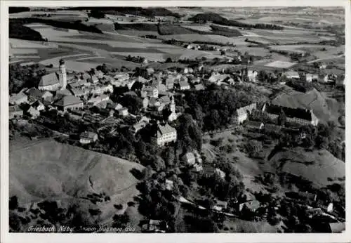 Ak Griesbach Waidhofen Niederösterreich, Luftbildaufnahme von  Landschaft, Kirche, Gebäude