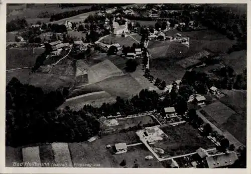 Ak Bad Heilbrunn in Oberbayern, Luftbild von  ländliche Umgebung, Häuser, Wälder