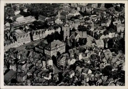 Ak Siegen in Westfalen, Luftaufnahme von   Gebäude, Stadtansicht, Kirchturm