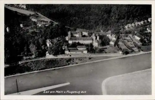 Ak Zell am Main Unterfranken, Luftaufnahme von  Fluss und Gebäude sichtbar