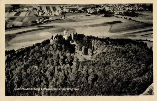 Ak Landsberg im Saalekreis,  Schloss, aus der Luftaufnahme, Wälder, Felder
