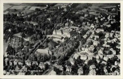 Ak Bad Pyrmont in Niedersachsen, Fliegeraufnahme