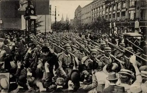 Ak Berlin, Ausrückendes Alexander Regiment