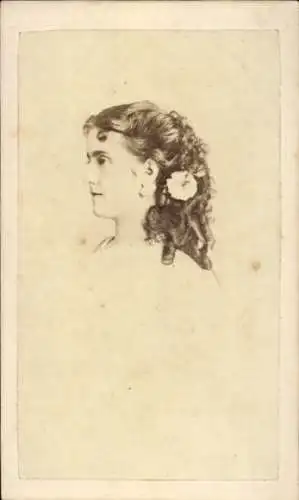 CdV Opernsängerin Patti Adelina, Porträt
