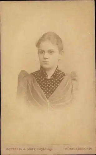 CdV Portrait einer jungen Frau