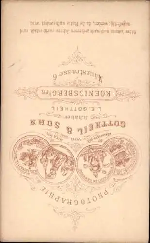 CdV Portrait eines Mannes im Anzug