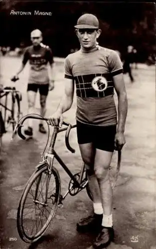 Ak Radrennfahrer Antonin Magne, Fahrrad