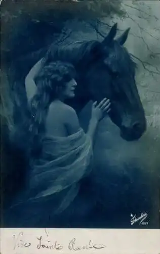 Ak Frau mit langem Haar, Pferd