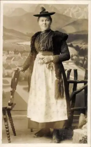 Ak Frau in bayerischer Tracht, Portrait
