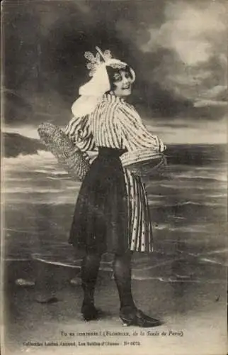 Ak Les Sables d'Olonne Vendée, Frau in Tracht