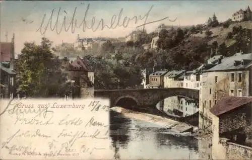 Ak Luxemburg Luxembourg, Postkartenansicht, ruhiger Fluss, Brücke, historische Gebäude