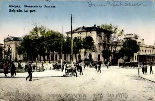 Ak Beograd Belgrad Serbien, Eisenbahngebäude, Stadtansicht, Menschen, Straßenbahn, Bäume