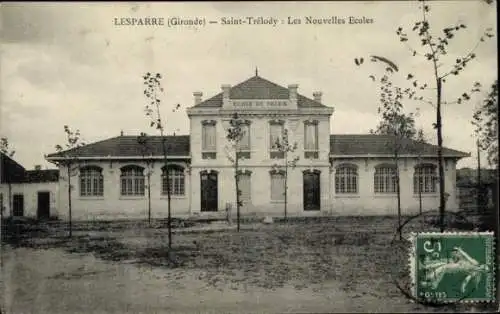 Ak Lesparre Médoc Gironde, Ecole de Filles, Les Nouvelles Ecoles, zweigeschossiges Gebäude