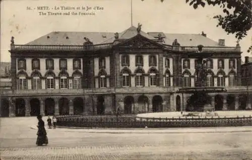 Ak Metz Moselle, Theater, Springbrunnen,  Architektur, Schwarz-Weiß