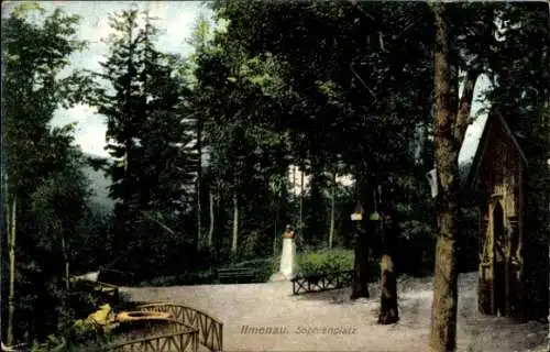 Ak Ilmenau in Thüringen, Sophienplatz, Bäume, Parkbank, Frau in Weiß, Holzbrücke