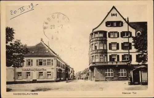 Ak Kaiserslautern in der Pfalz, Wirtschaft zum Mainzer Thor, Mainzer Tor,  Architektur