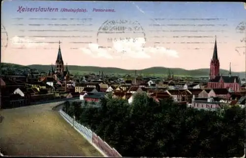 Ak Kaiserslautern in der Pfalz, Panoramablick über  Kirchen, Häuser