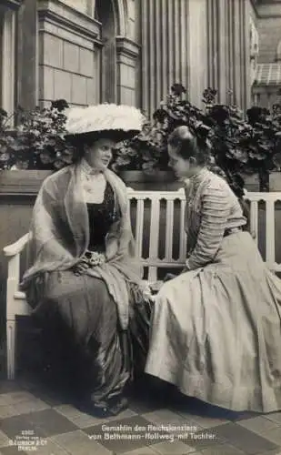 Ak Martha von Pfuel, Gemahlin des Reichskanzler von Bethmann Hollweg, Tochter