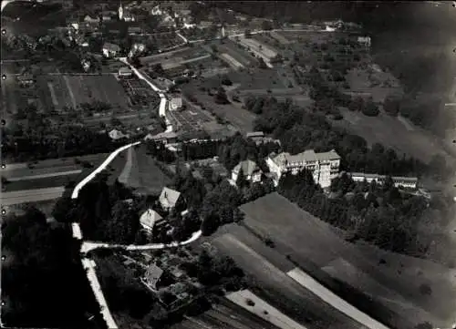 Ak Ebersteinburg Baden Baden am Schwarzwald, Blick auf die Stadt  aufgenommen vom Flugzeug aus...