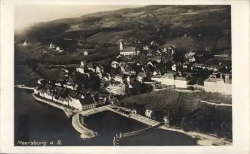Ak Meersburg am Bodensee,  Luftaufnahme