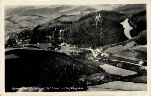 Ak Zagórze Śląskie Kynau Schlesien, Kynsburg, Luftaufnahme von Kynau, Kynsburg, Berge, Fluss
