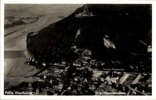 Ak Porta Westfalica an der Weser, Luftaufnahme von Pension Friedenstal,  Landschaft, Fluss