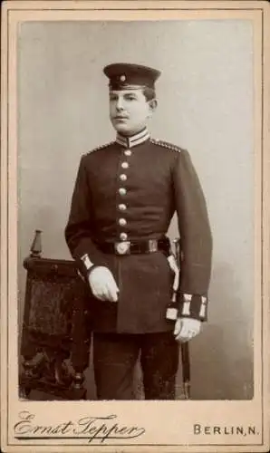 CdV Berlin, Deutscher Soldat in Uniform, Emil Stöckhandt, 1893