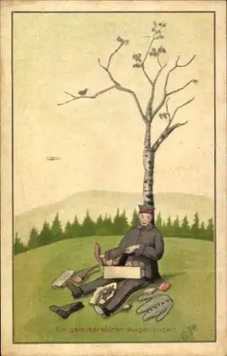 Künstler Ak Ein genussreicher Augenblick, Soldat mit Liebesgaben an einer Birke, Rotes Kreuz
