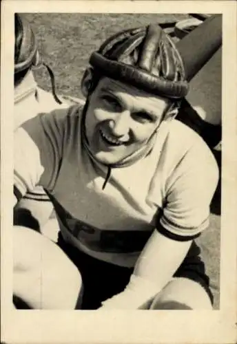 Foto Deutscher Radrennsportler Gerhard Stubbe
