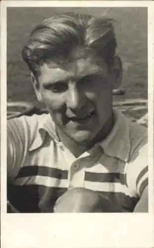 Foto Deutscher Radrennsportler Heinrich Schwarzer, Portrait