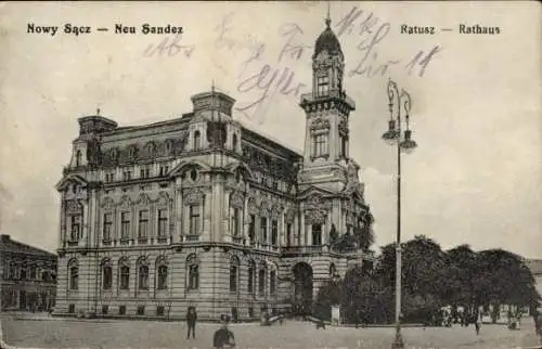 Ak Nowy Sącz Neu Sandez Polen, Rathaus,  Architektur, Stadtplatz, Pavillons, Lampen