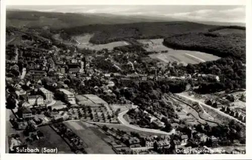 Ak Sulzbach im Saarland, Fliegeraufnahme, Stadtpanorama