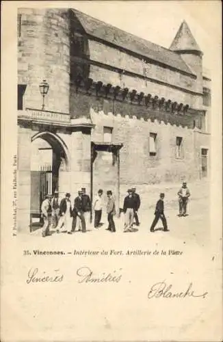 Ak Vincennes Val de Marne, Vincennes Fort, Artillerie de la Place, Spaziergänge von einer Grup...