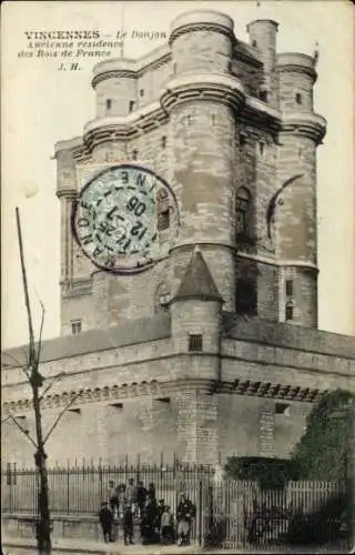 Ak Vincennes Val de Marne, Le Donjon, ehemalige Residenz der Könige von Frankreich, starker Bau